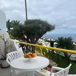 Studio Sea Front View & Pool 타코론테