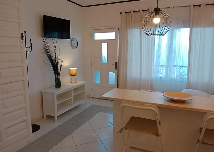 Appartement Studio Sea Front View & Pool