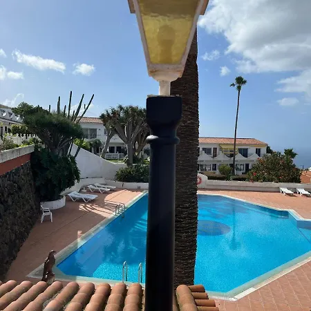 Studio Sea Front View & Pool Daire