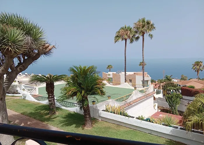 Apartman Studio Sea Front View & Pool